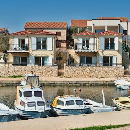 Tipa 2 Villa